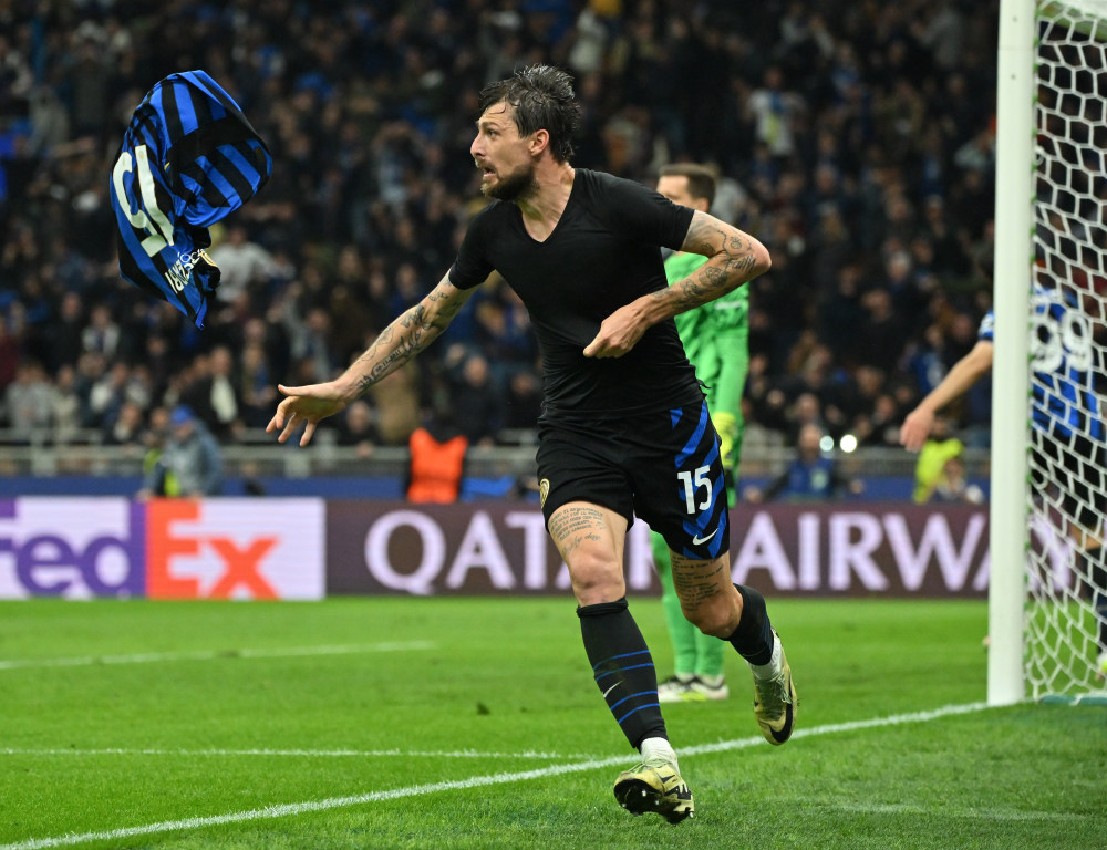 亲自与中国 亲自与中国