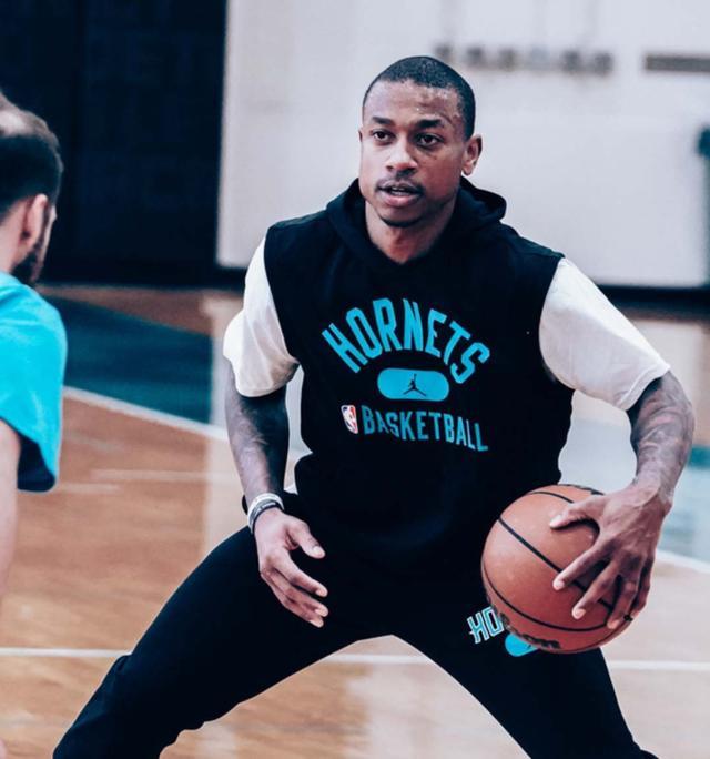 亚冬会丨中国短道队主教练张晶：有遗憾、有惊喜、有感动、有收获.