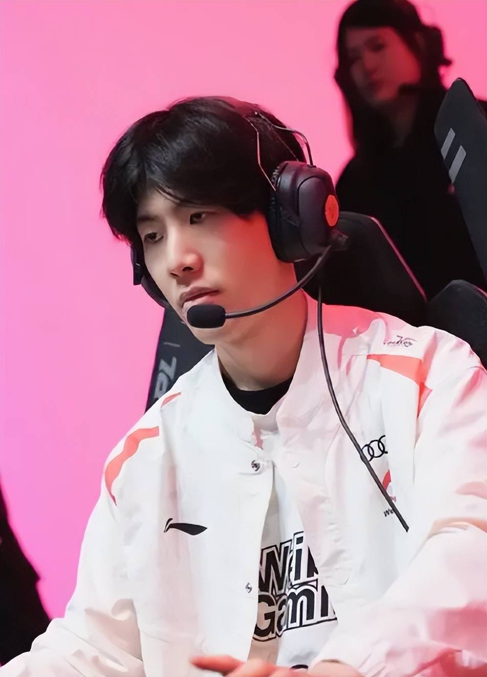 在这场对峙 在这场对峙